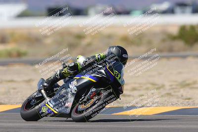 media/Oct-07-2023-CVMA (Sat) [[f84d08e330]]/Race 5 Amatuer Formula Middleweight/